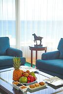 Warwick Palm Beach Hotel