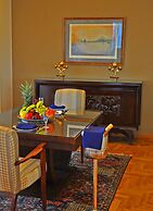 Warwick Palm Beach Hotel