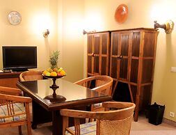 Warwick Palm Beach Hotel