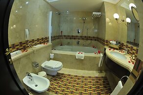 Warwick Palm Beach Hotel