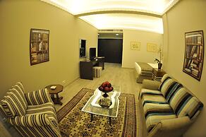 Warwick Palm Beach Hotel