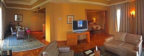 Warwick Palm Beach Hotel