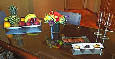 Warwick Palm Beach Hotel