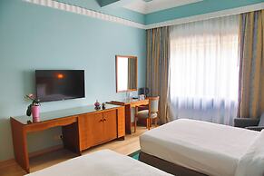 Warwick Palm Beach Hotel