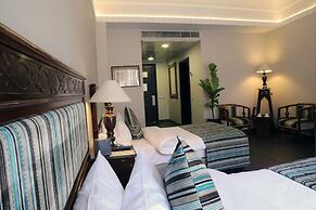 Warwick Palm Beach Hotel