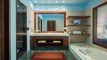 Grand Resort Lagonissi