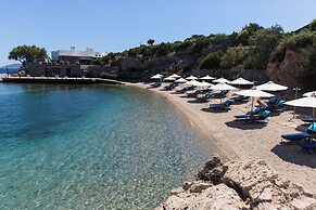 Grand Resort Lagonissi