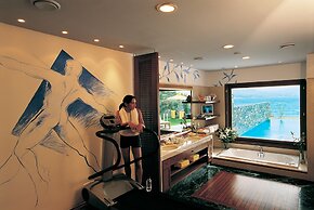 Grand Resort Lagonissi