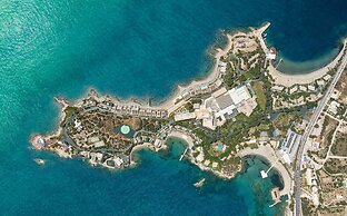 Grand Resort Lagonissi
