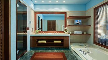 Grand Resort Lagonissi