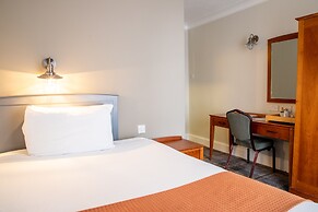 Arnos Manor Hotel
