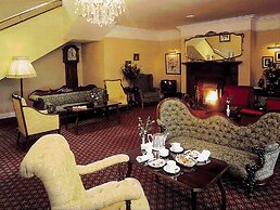 Earls Court House Hotel