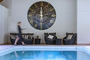 Lancemore Lindenderry Red Hill