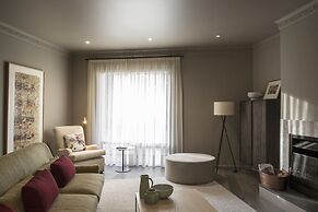 Lancemore Lindenderry Red Hill