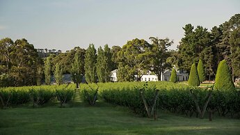 Lancemore Lindenderry Red Hill