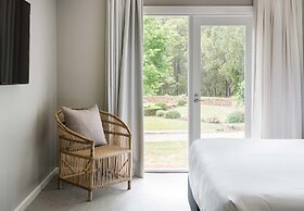 Lancemore Lindenderry Red Hill