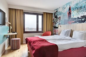 Good Morning + Helsingborg