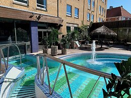 Quality Hotel The Reef
