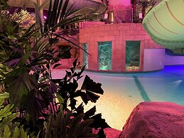 Quality Hotel The Reef