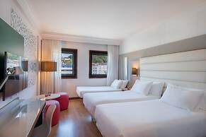 Hotel Santiago Plaza Affiliated by Meliá