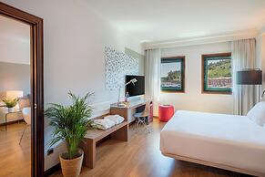 Hotel Santiago Plaza Affiliated by Meliá