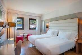 Hotel Santiago Plaza Affiliated by Meliá