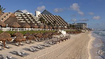 Paradisus Cancún – All Inclusive