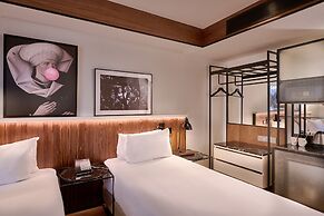 Melia White House Hotel