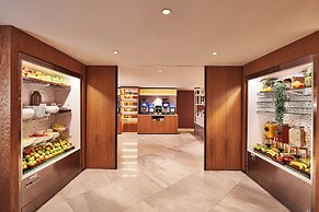 Melia White House Hotel