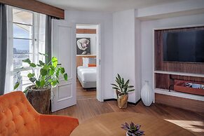 Melia White House Hotel