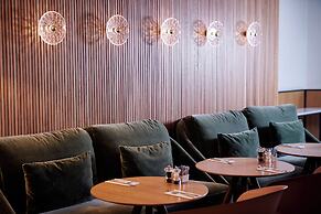 Melia White House Hotel