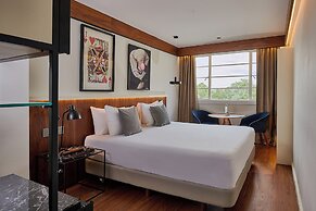 Melia White House Hotel