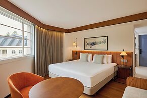 Melia White House Hotel