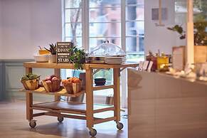 Melia White House Hotel