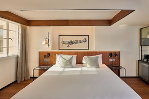 Melia White House Hotel