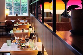 Melia White House Hotel