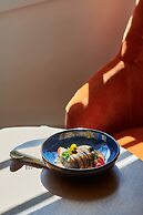 Melia White House Hotel