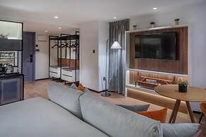 Melia White House Hotel