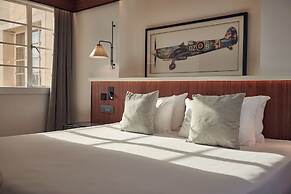 Melia White House Hotel