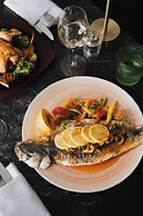 Melia White House Hotel