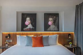 Melia White House Hotel
