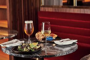 Melia White House Hotel