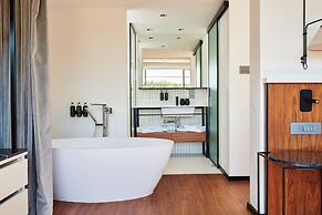 Melia White House Hotel