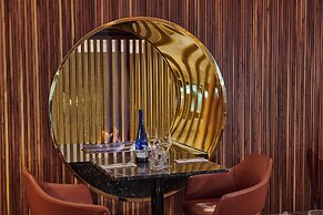 Melia White House Hotel