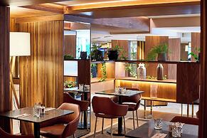 Melia White House Hotel