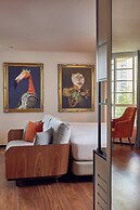 Melia White House Hotel