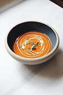 Melia White House Hotel