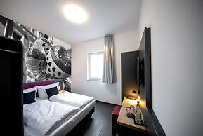 SMARTY Cologne Dom Hotel - Boardinghouse