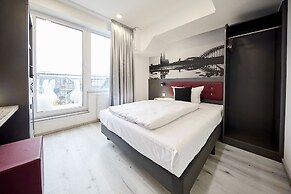 SMARTY Cologne Dom Hotel - Boardinghouse