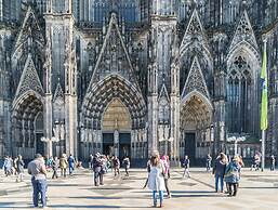 SMARTY Cologne Dom Hotel - Boardinghouse